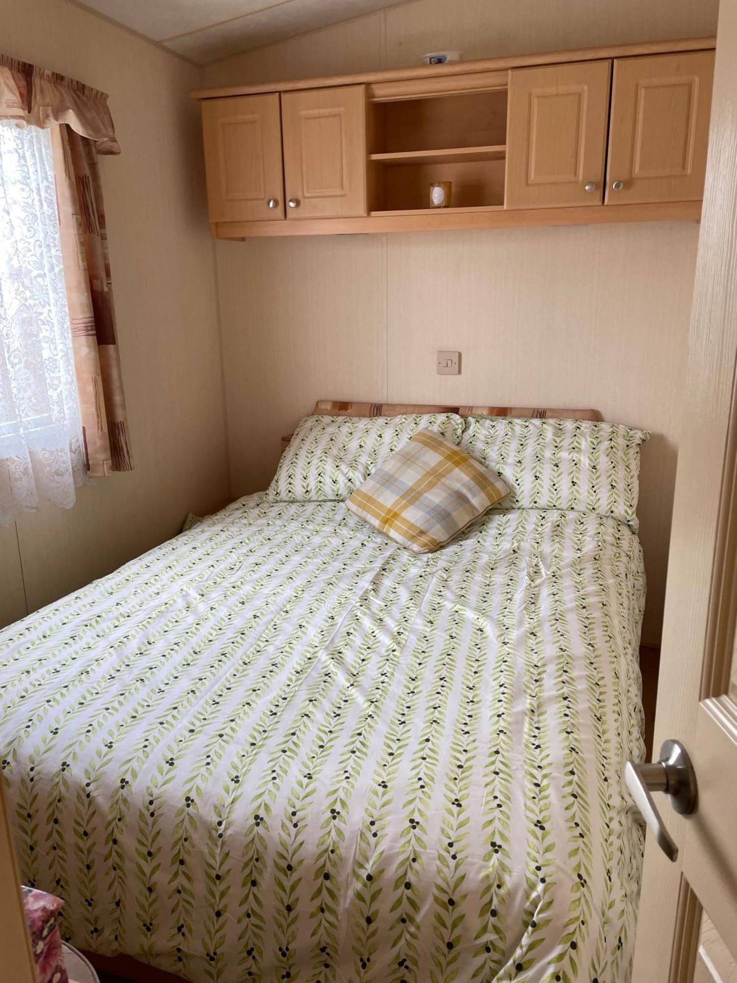 Cozy Camber Caravan 3 Bedroom Retreat With Decking Rye Zewnętrze zdjęcie